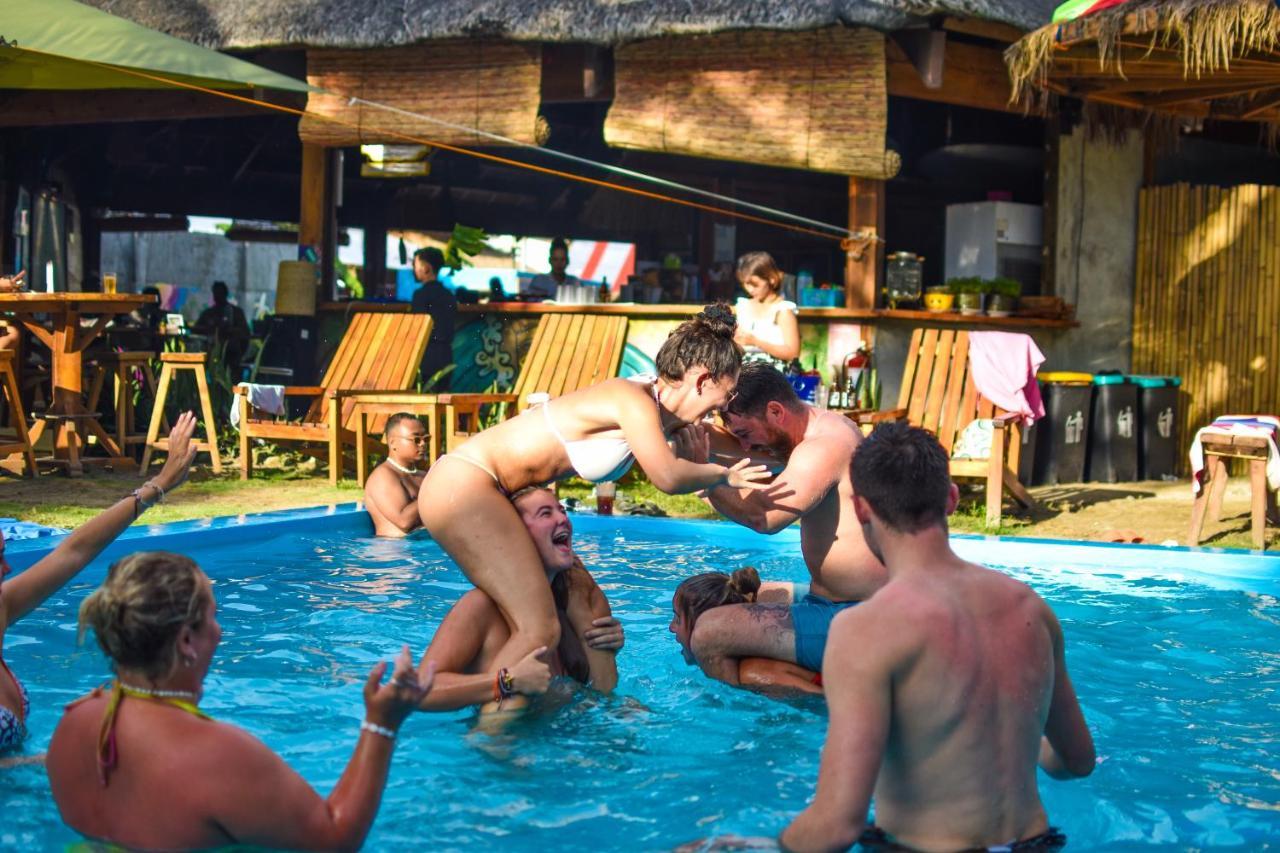 Mad Monkey Hostel Siargao (Adults Only) ゼネラル・ルナ エクステリア 写真