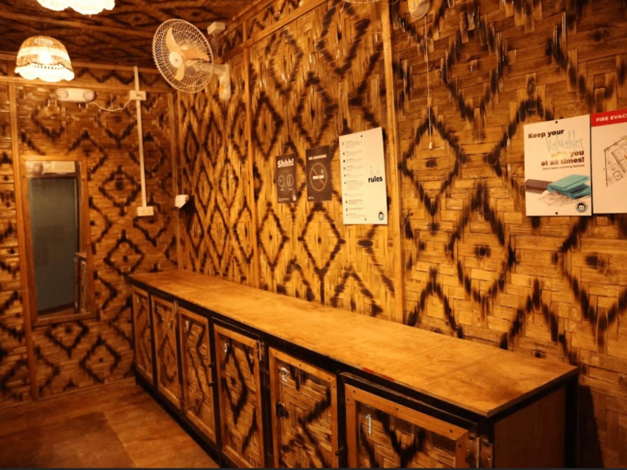 Mad Monkey Hostel Siargao (Adults Only) ゼネラル・ルナ エクステリア 写真
