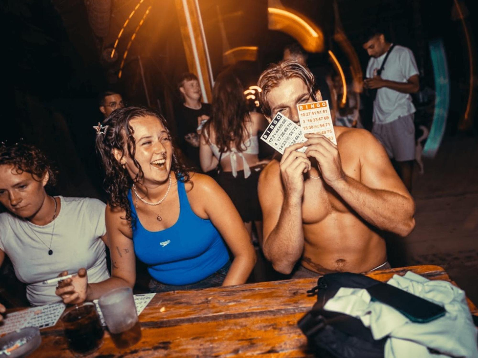 Mad Monkey Hostel Siargao (Adults Only) ゼネラル・ルナ エクステリア 写真
