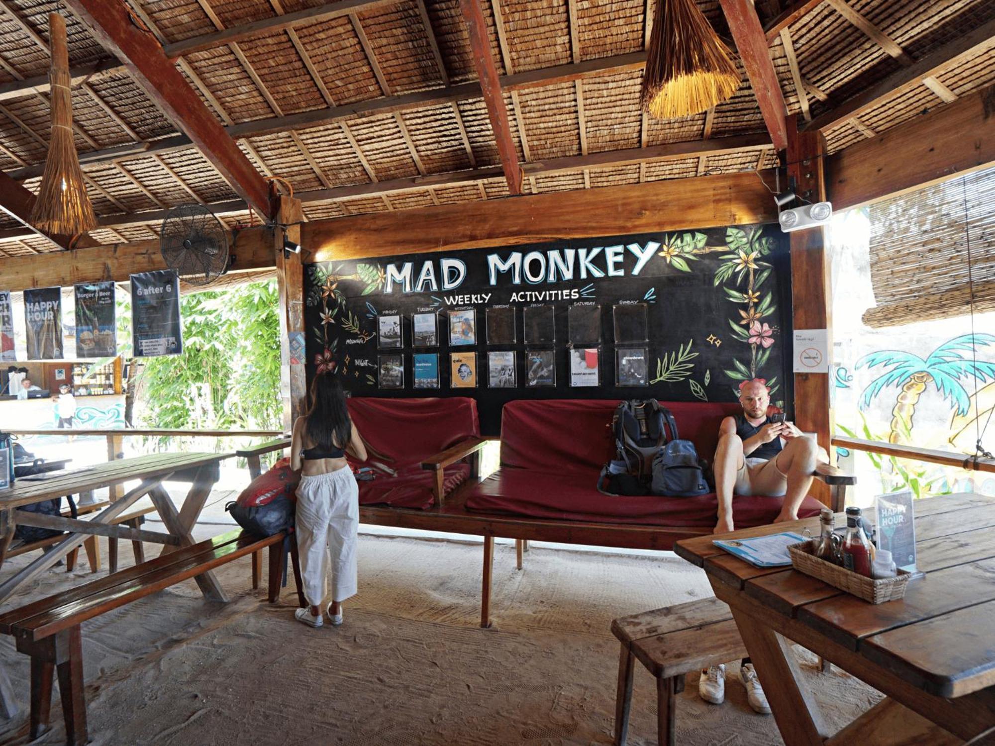 Mad Monkey Hostel Siargao (Adults Only) ゼネラル・ルナ エクステリア 写真
