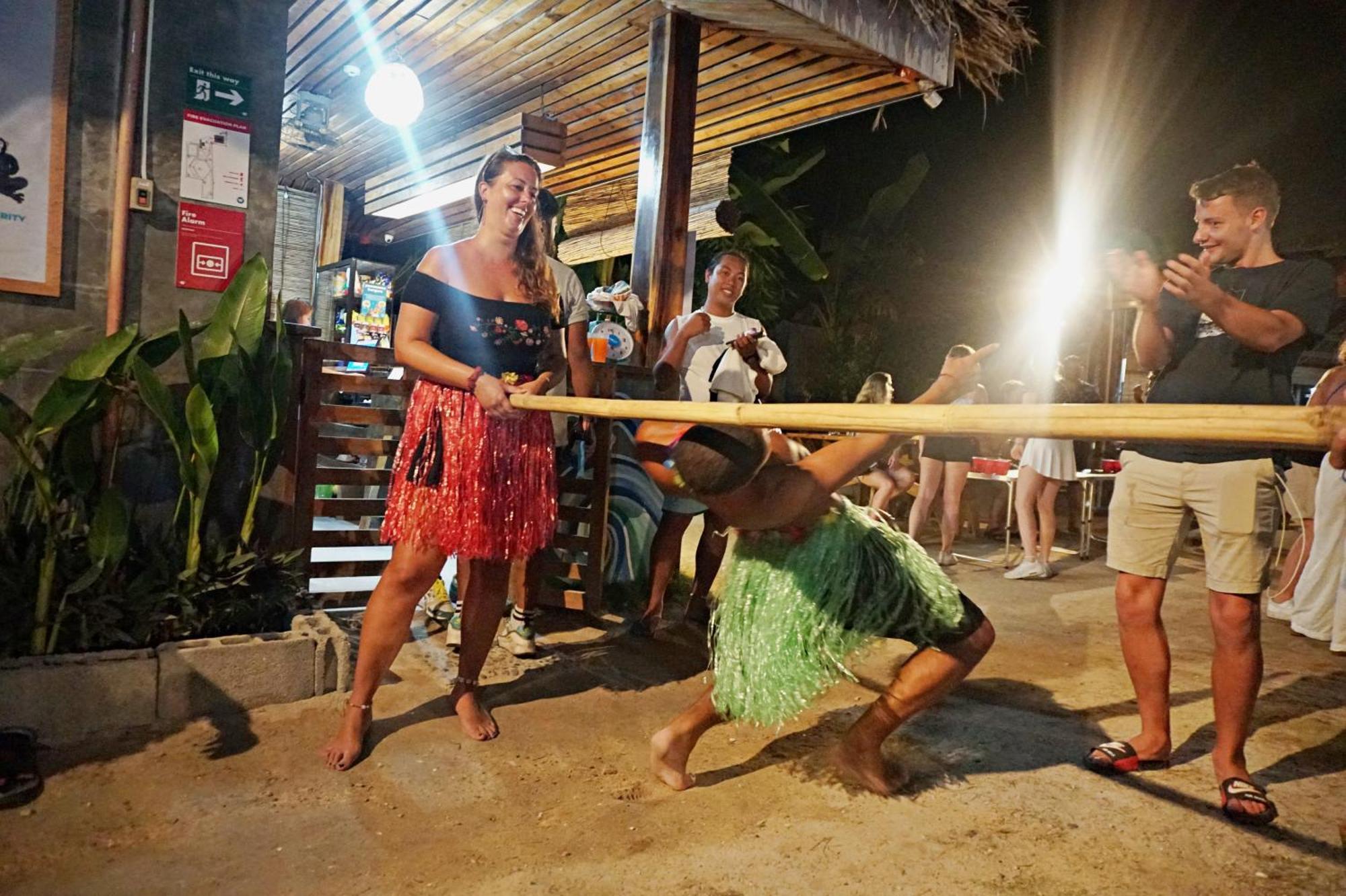 Mad Monkey Hostel Siargao (Adults Only) ゼネラル・ルナ エクステリア 写真